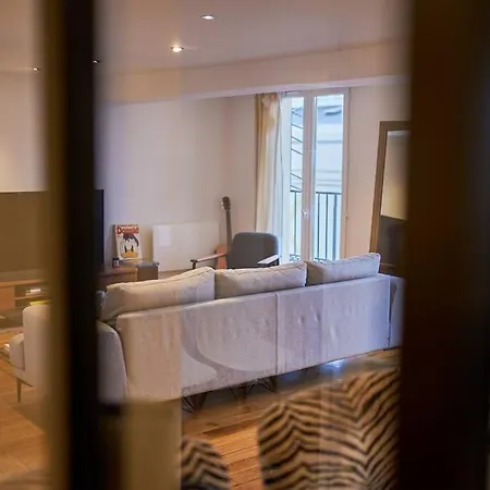 Magnifique Appartement, Vue Grand Rex פריז